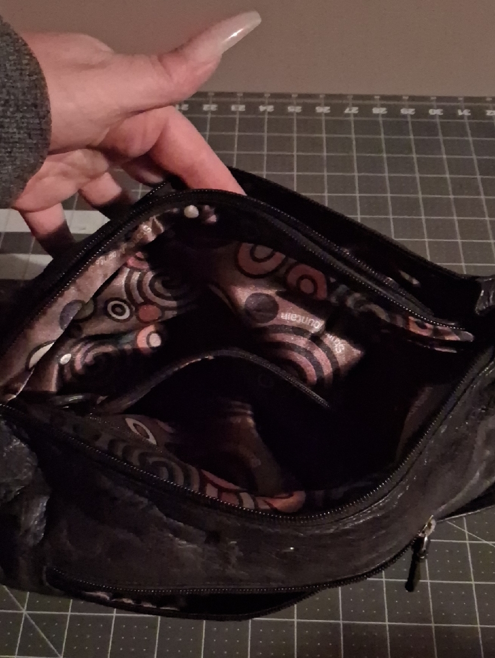 Stone Mountain purse - Picture 4 of 7